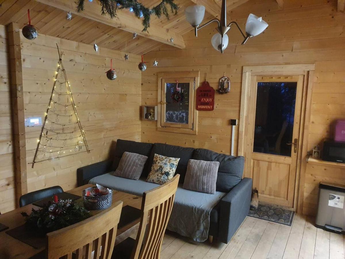 Holiday home Stunning Log On The Portroe